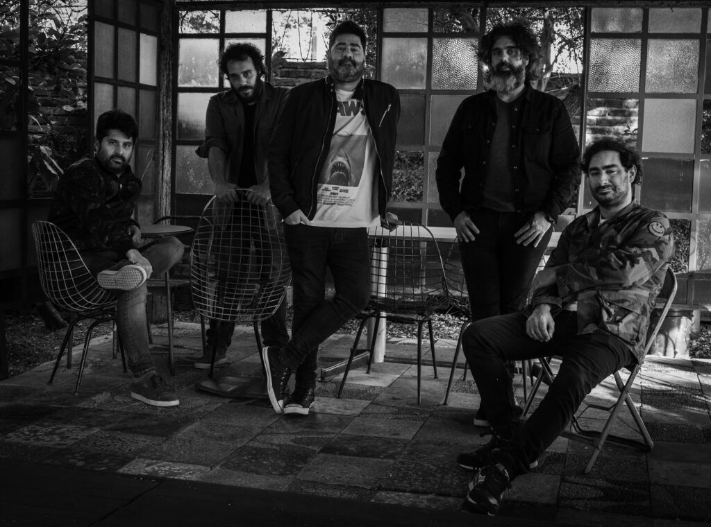Socio: la pandemia y su nueva canción «Iluminador»